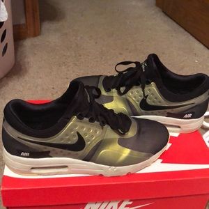 Air Max Zero